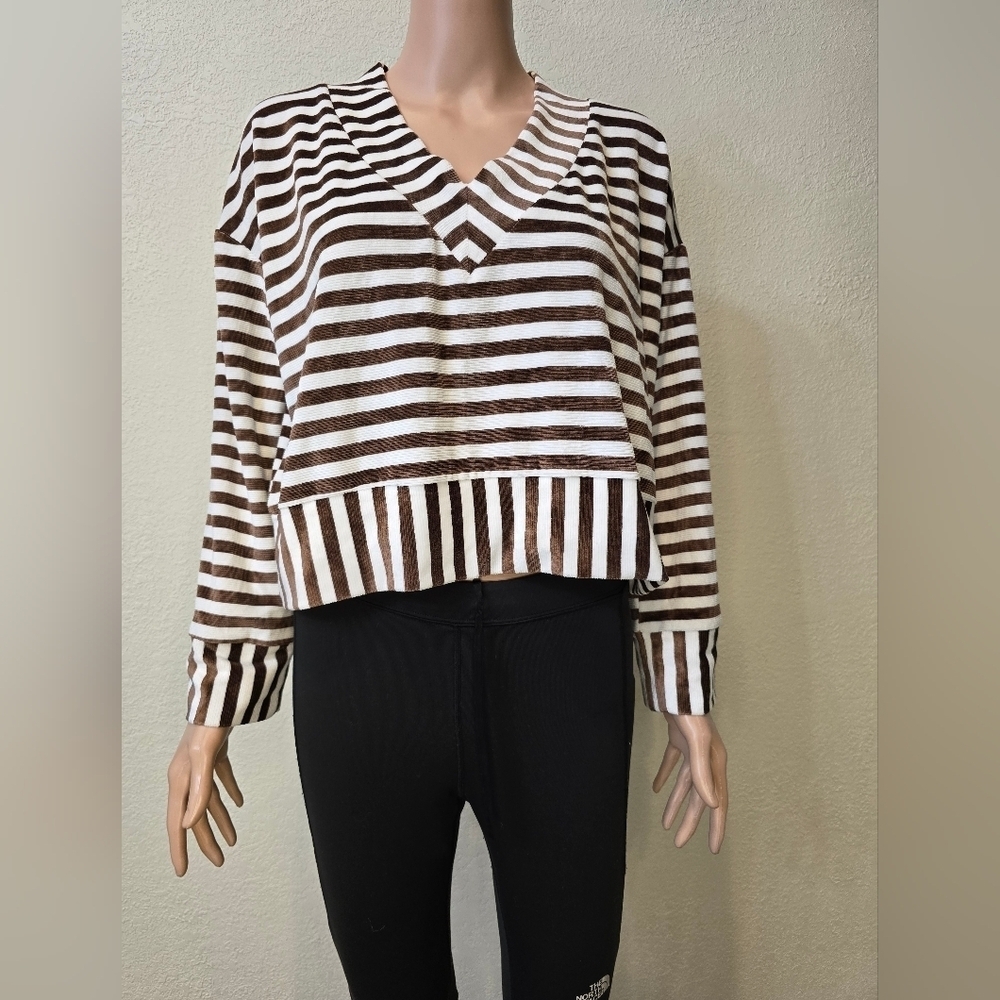 Entro Small Anthropologie V Neck Blouse Shirt Sweatshirt Boho Peasant Fall